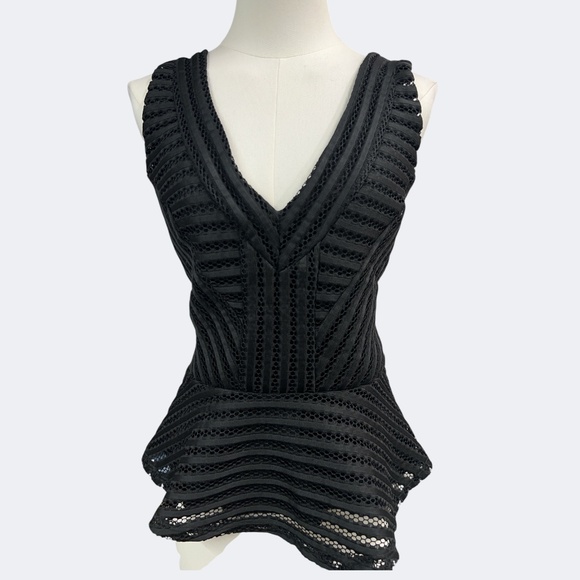 Guess Top Womens Medium Black Matilda Shadow Mesh Peplum Sleeveless Fitted USA - Picture 1 of 12